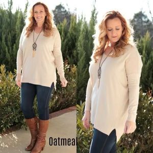Oversized V-Neck Sweater / Color: Oatmeal / Size: Small/Medium